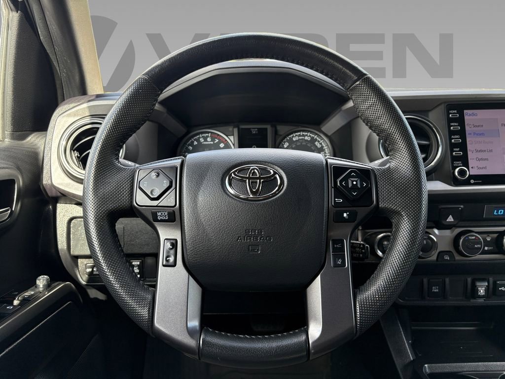 Used 2022 Toyota Tacoma TRD Off-Road image 11