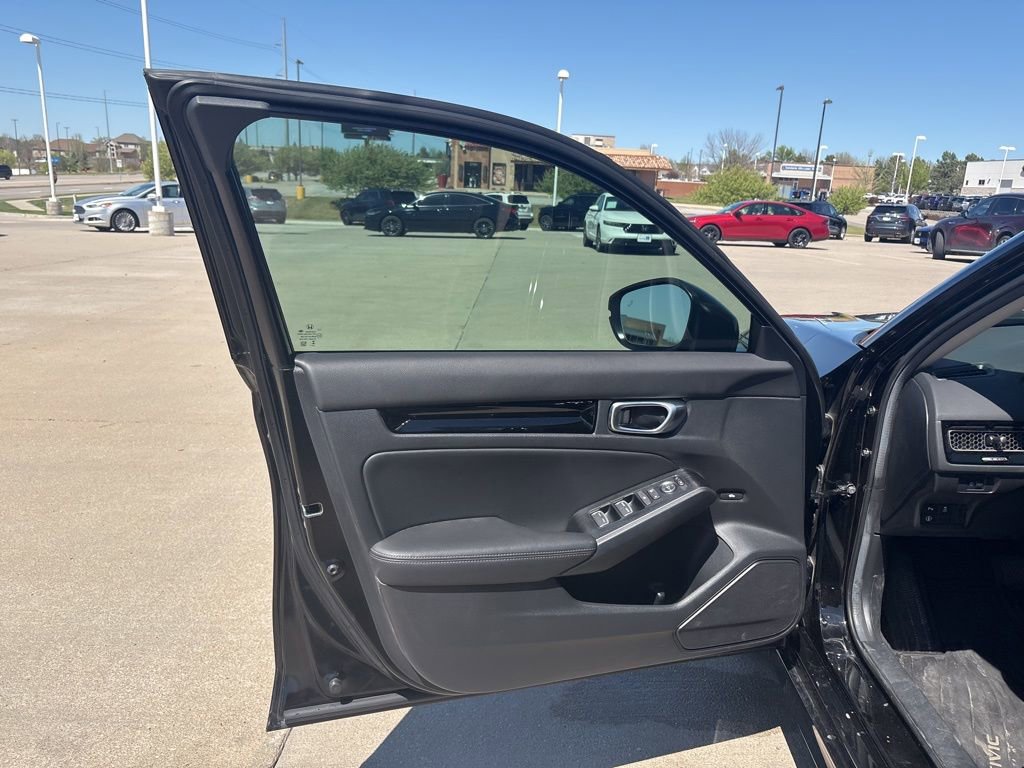 Used 2024 Honda Civic Touring image 9