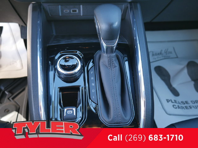 Used 2024 GMC Canyon Elevation w/ Elevation Premium Package AWD/4WD image 30