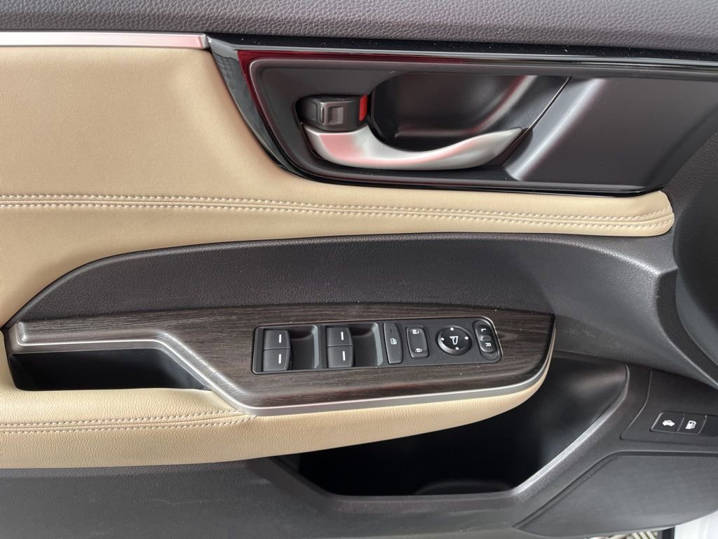 Certified 2018 Honda Clarity Plug-In Hybrid image 24