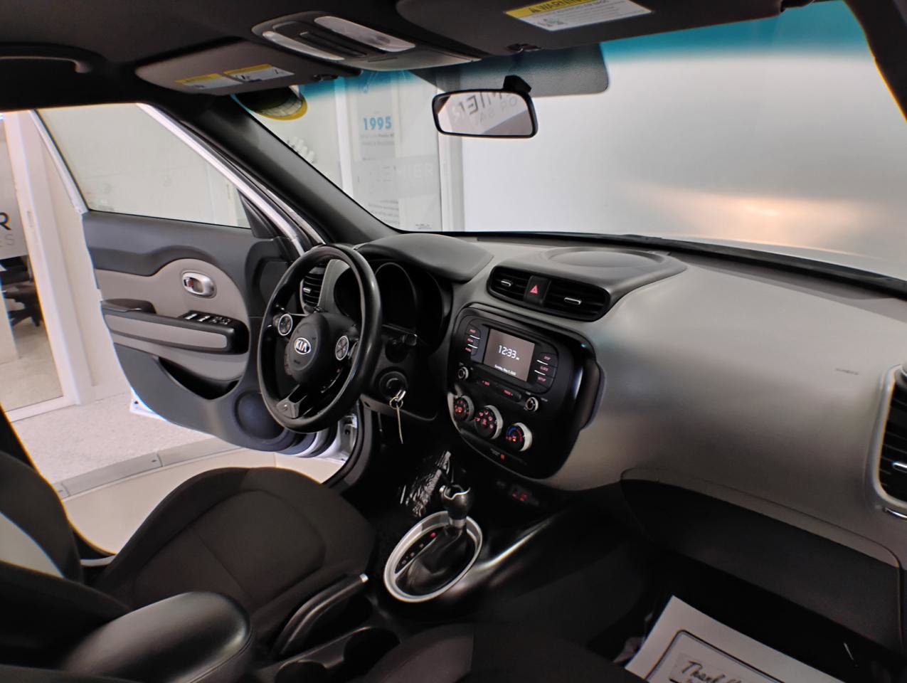 Used 2019 Kia Soul image 74