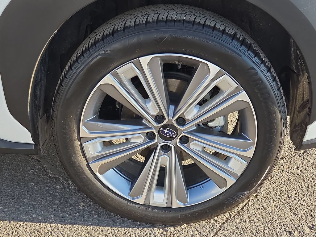 Certified 2025 Subaru Solterra AWD/4WD image 11