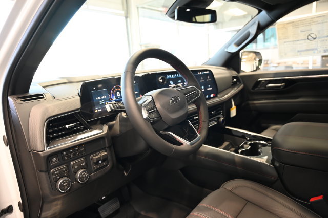 New 2026 Chevrolet Suburban RST w/ RST Capability Package AWD/4WD image 22