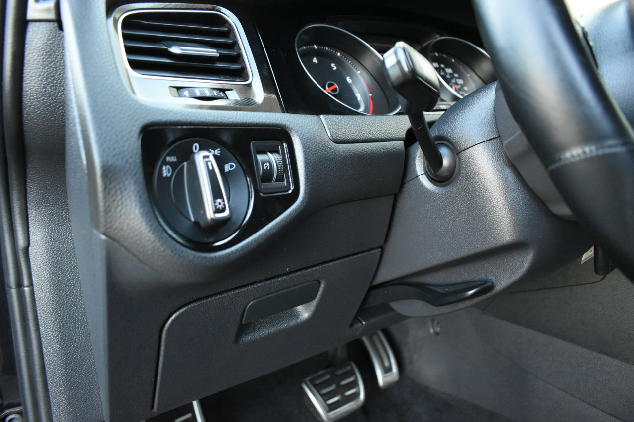 Used 2015 Volkswagen GTI S image 35