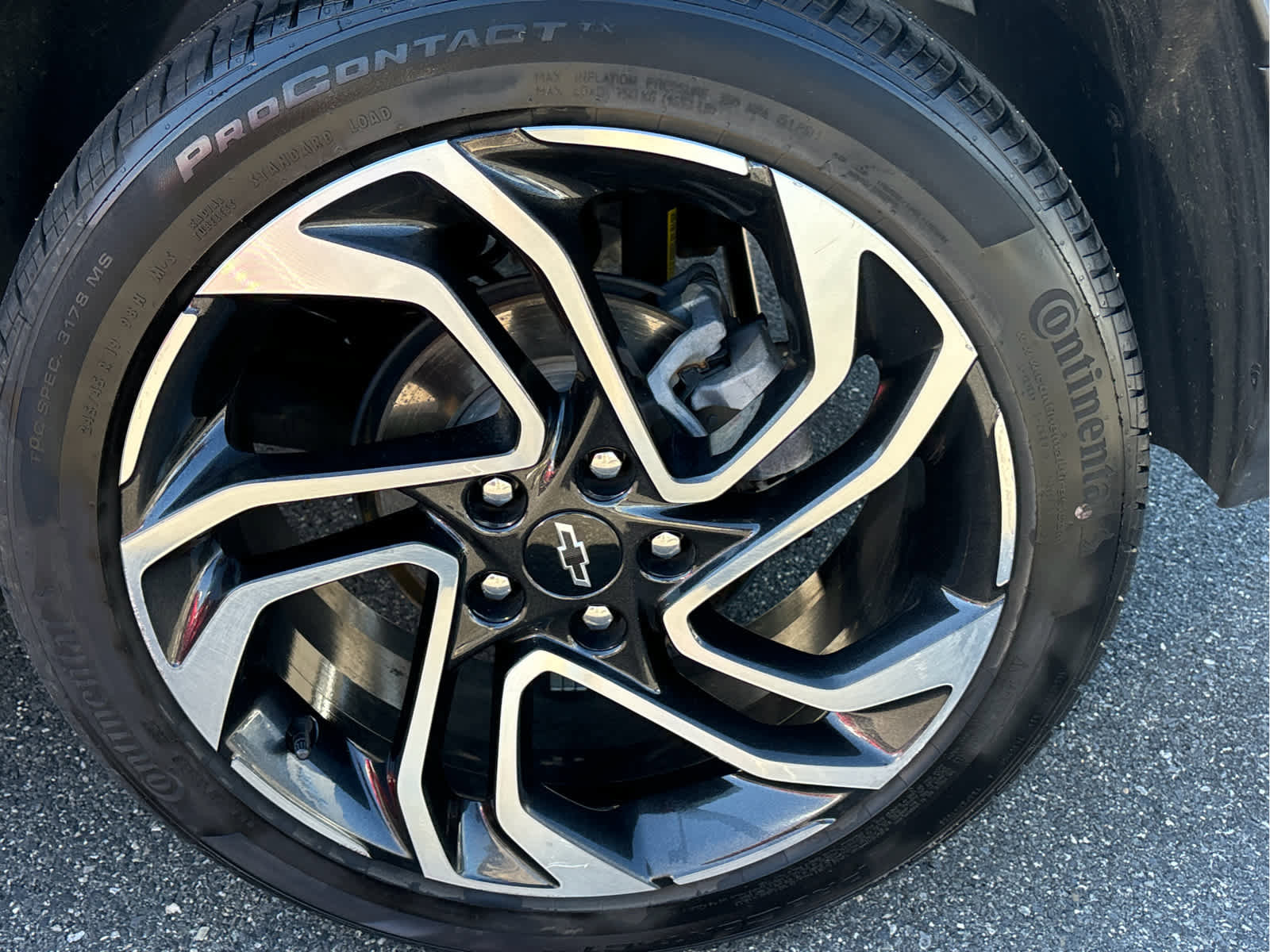 Certified 2024 Chevrolet TrailBlazer RS w/ Convenience Package AWD/4WD image 17