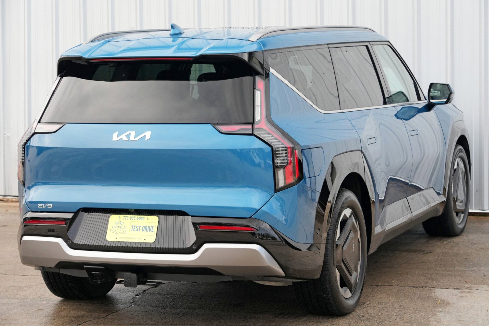 Used 2024 Kia EV9 Land image 58