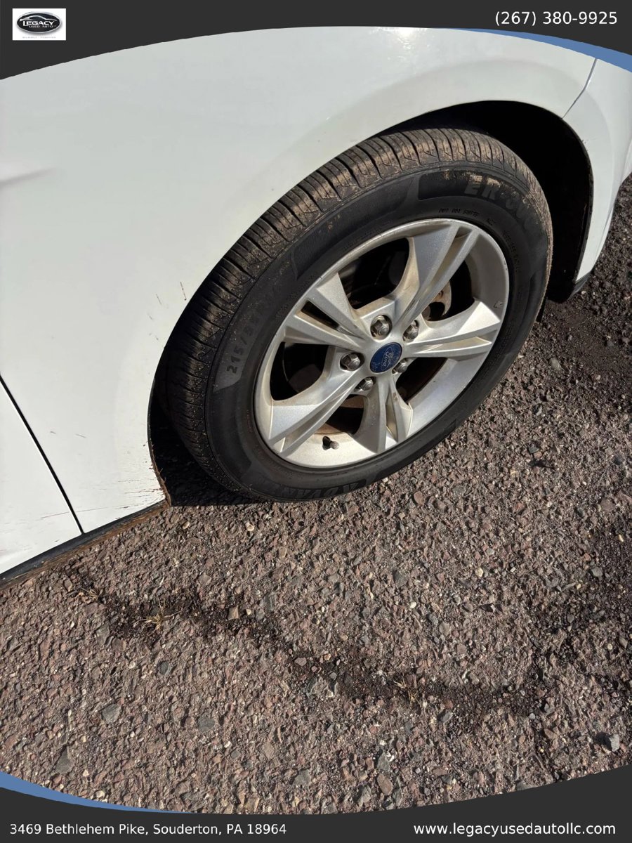 Used 2013 Ford Focus SE image 45