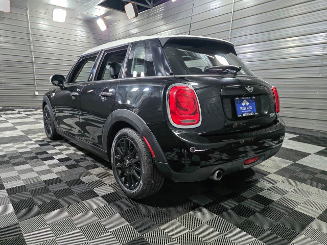Used 2019 MINI Cooper 4-Door Hardtop image 7