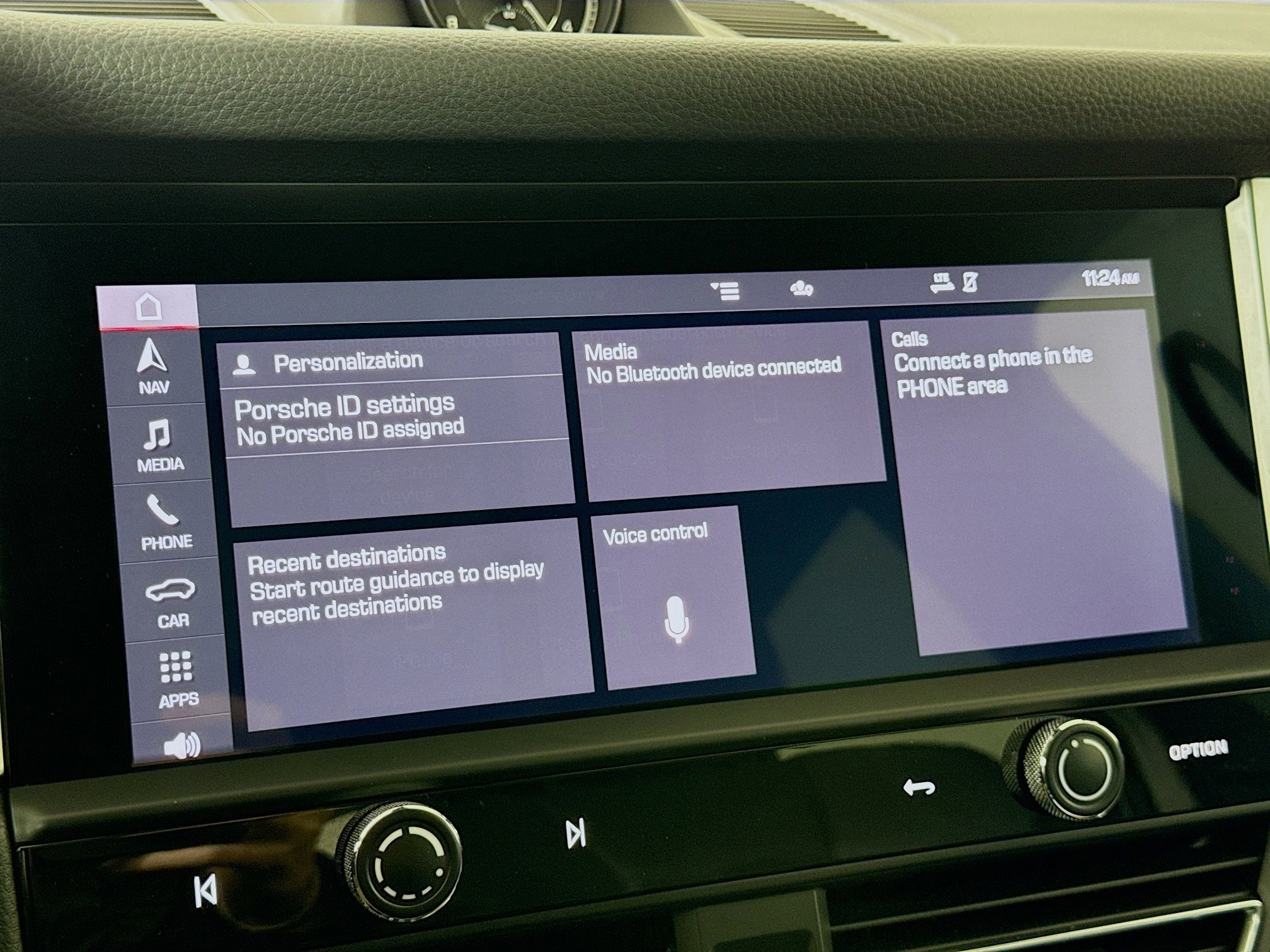 Used 2023 Porsche Macan S image 16