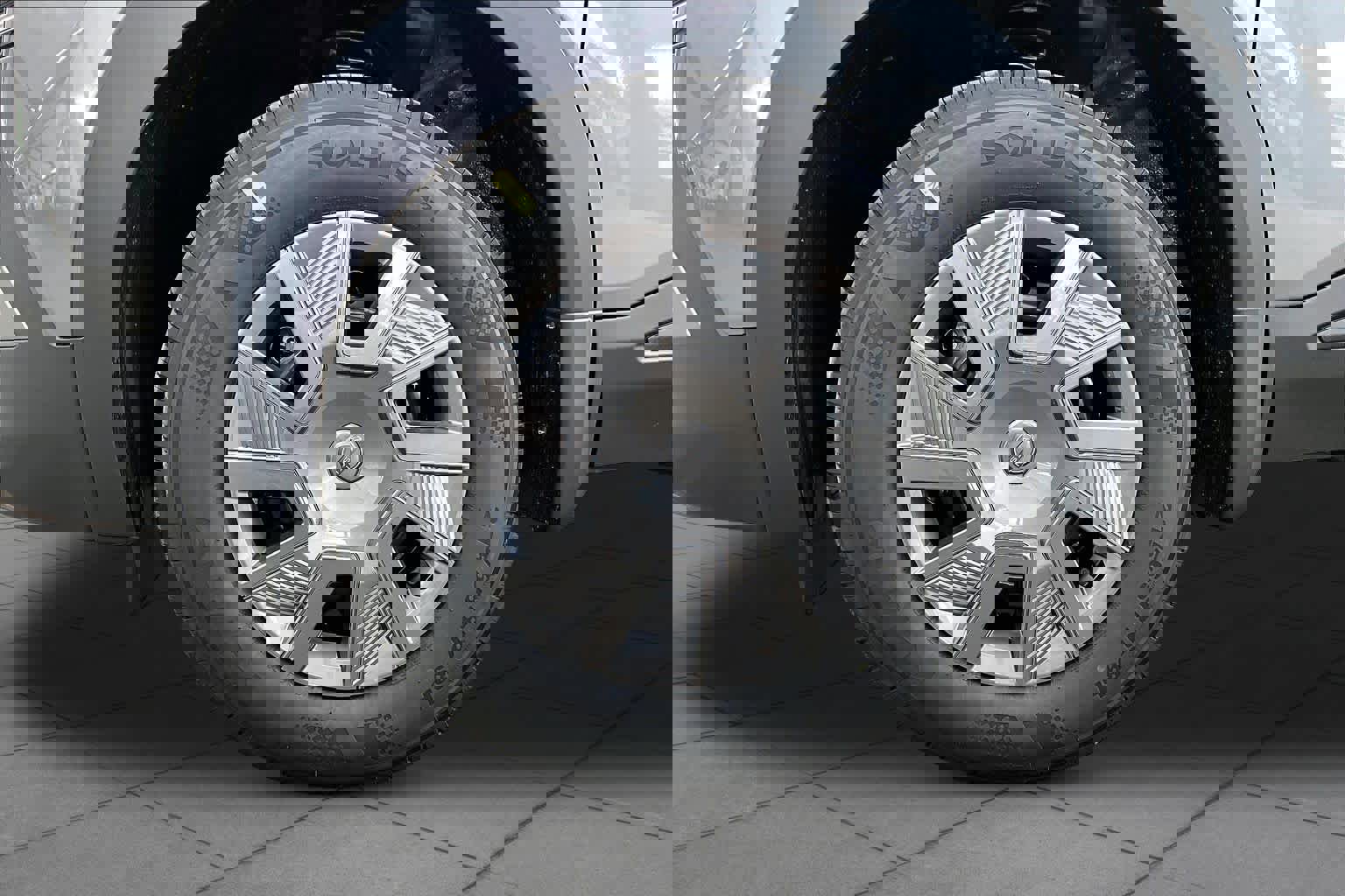 New 2026 Nissan Kicks S image 9