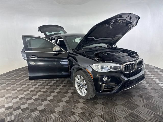 Used 2019 BMW X6 xDrive50i AWD/4WD image 16