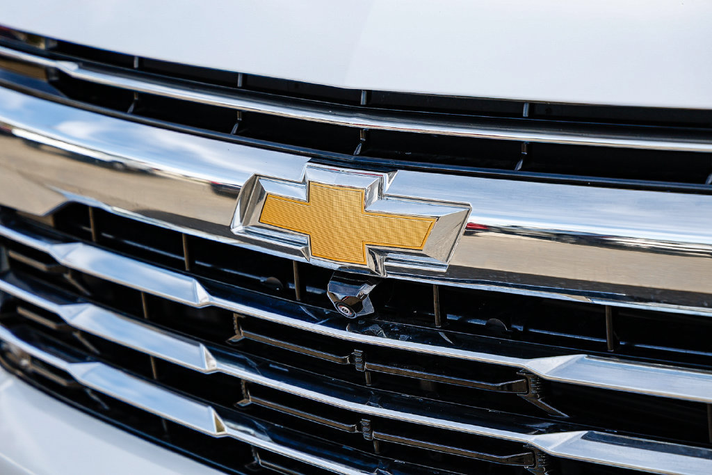 Used 2026 Chevrolet Suburban LT w/ Comfort Package AWD/4WD image 8