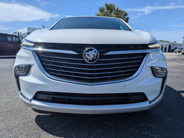 Used 2023 Buick Enclave Essence w/ Experience Buick Package image 9