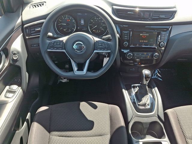 Used 2021 Nissan Rogue Sport S image 12