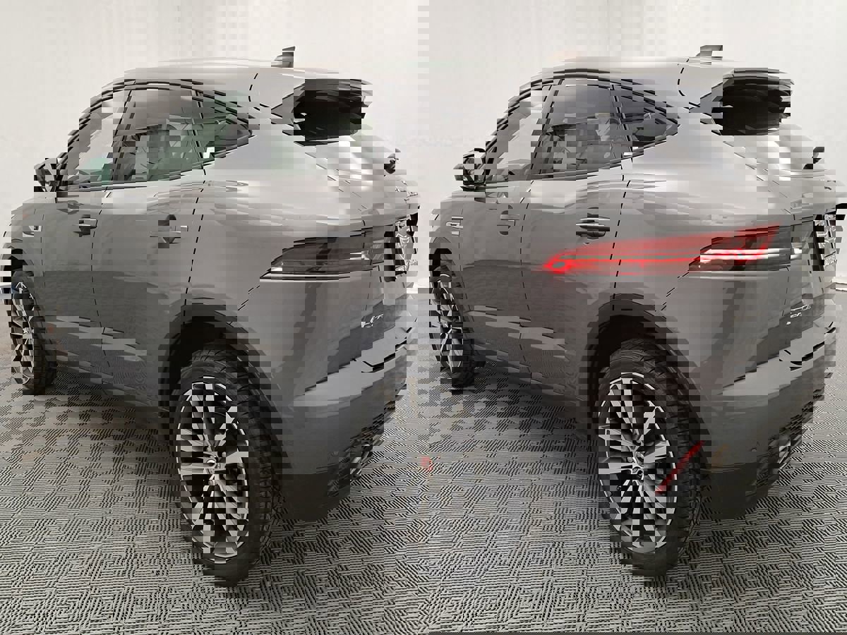 Used 2020 Jaguar E-PACE SE AWD/4WD image 4