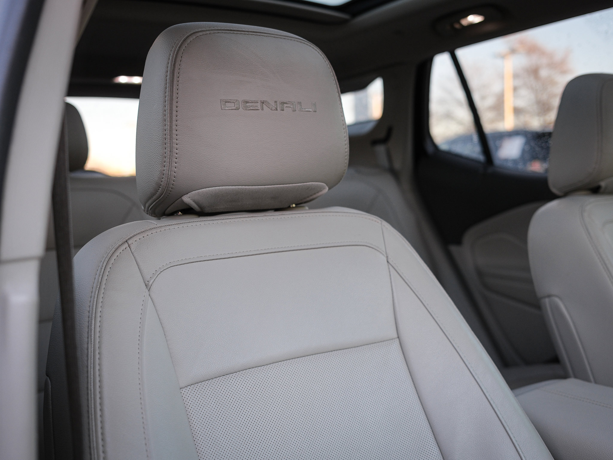 Used 2020 GMC Terrain Denali w/ Denali Premium Package image 31