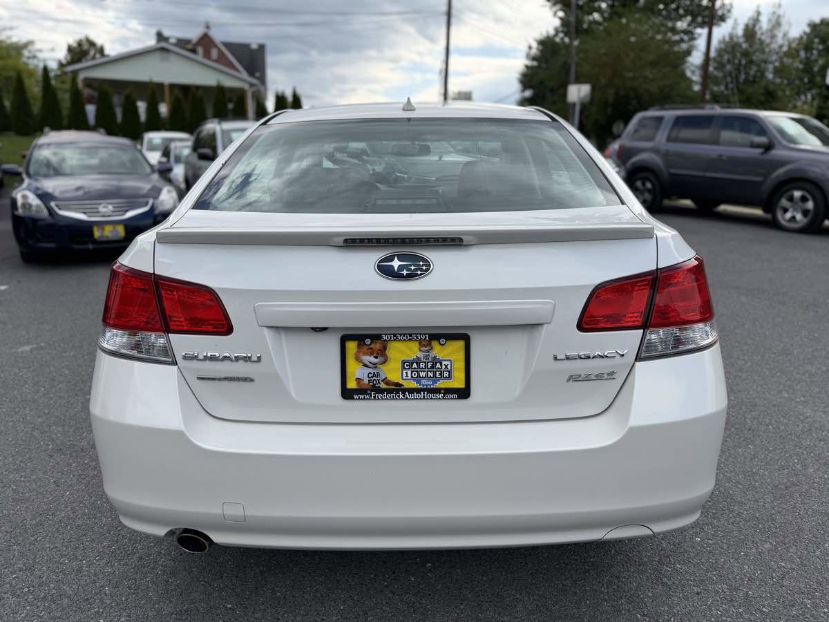 Used 2014 Subaru Legacy 2.5i Sport AWD/4WD image 6