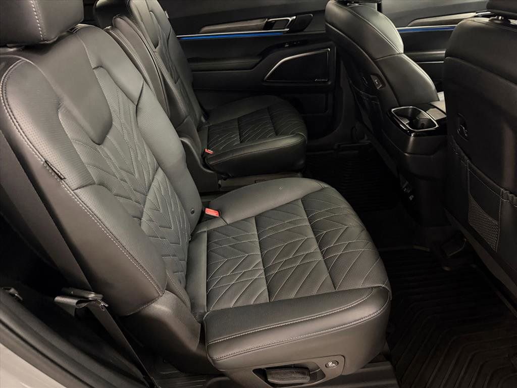 Used 2025 Kia Telluride SX Prestige X-Line image 19