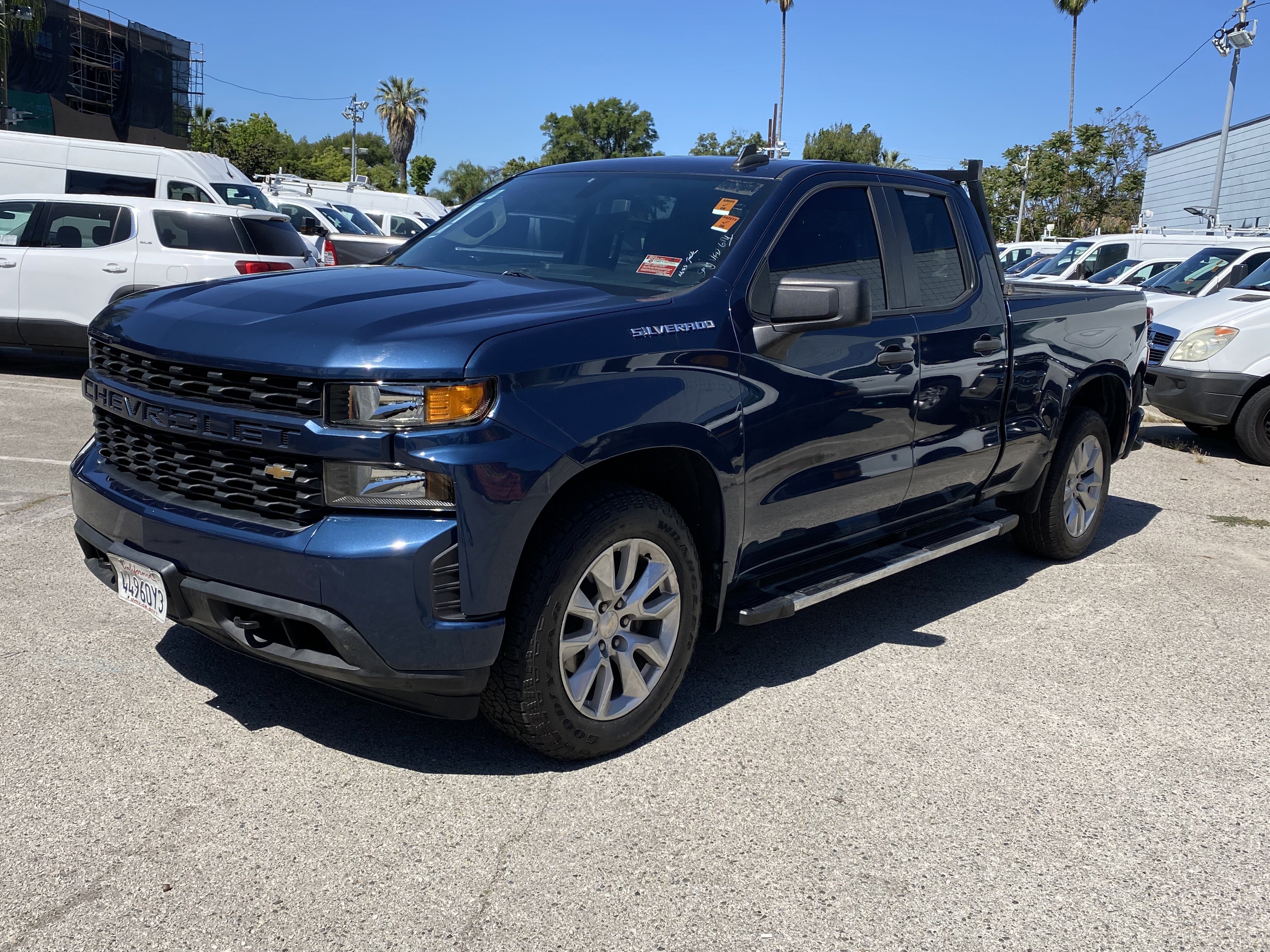 Used 2019 Chevrolet Silverado 1500 Custom w/ Custom Value Package RWD image 2
