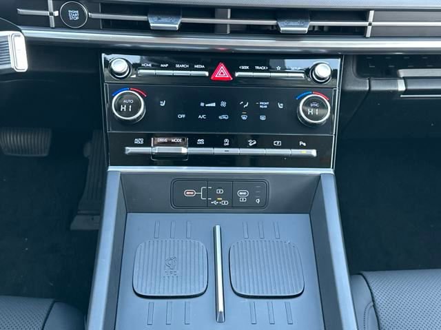New 2025 Hyundai Santa Fe XRT image 15
