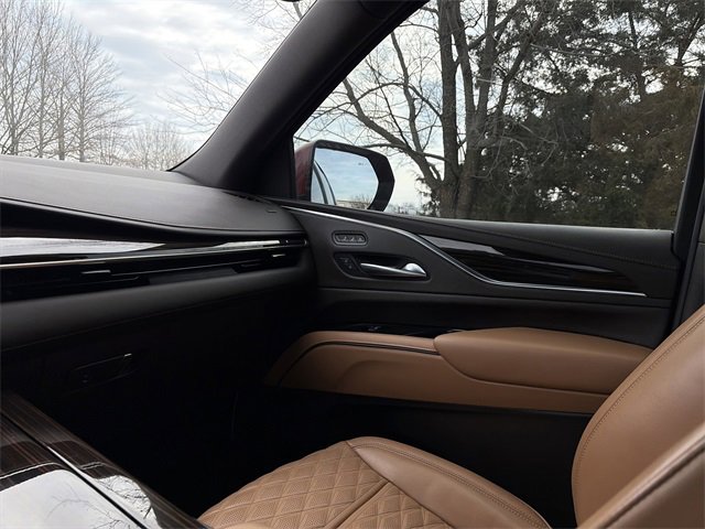 Used 2023 Cadillac Escalade Sport w/ Touring Package image 31