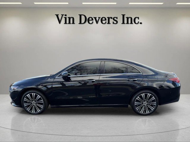 Used 2023 Mercedes-Benz CLA 250 4MATIC image 4
