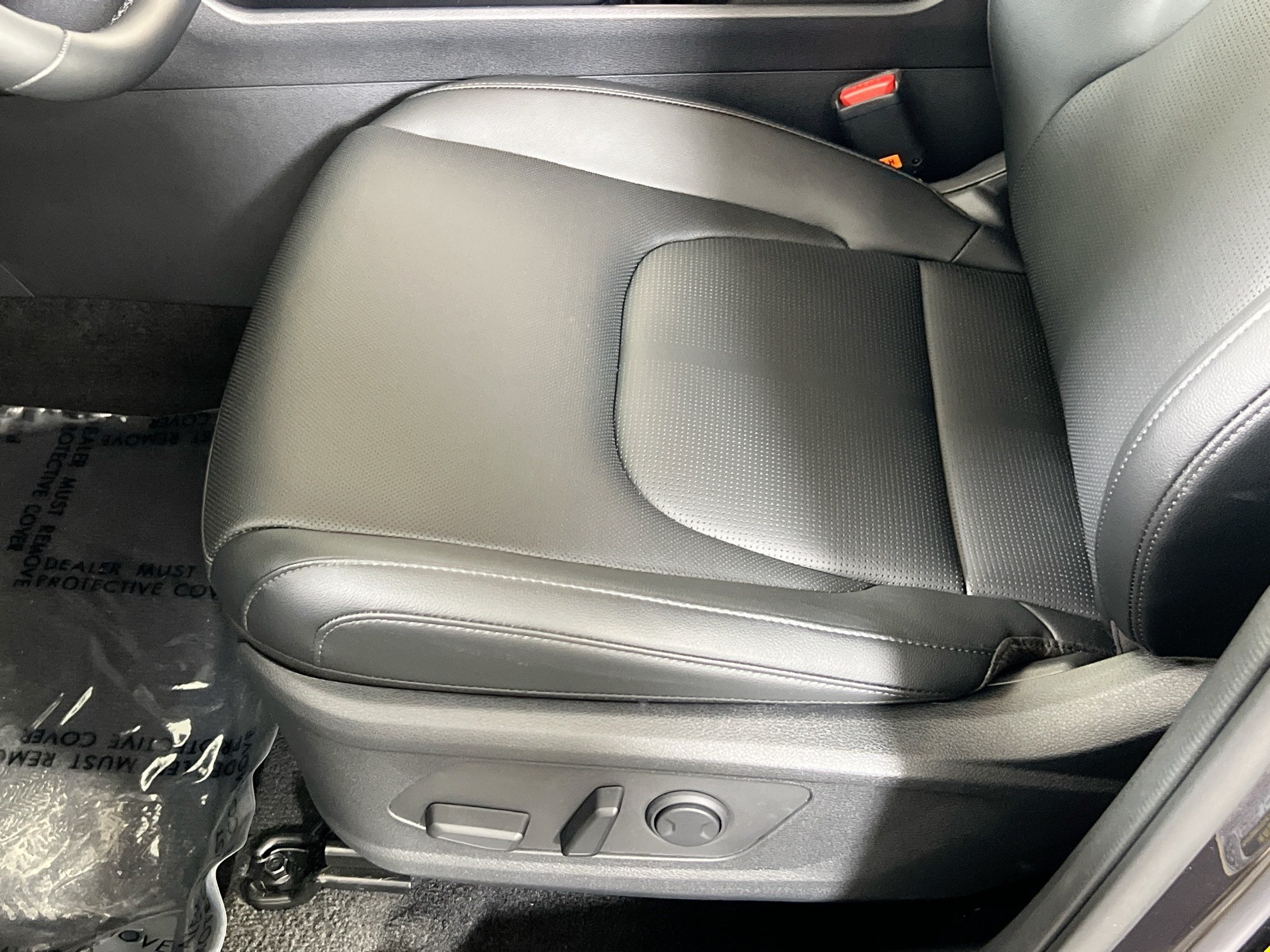 Used 2026 Kia Sportage EX FWD image 18