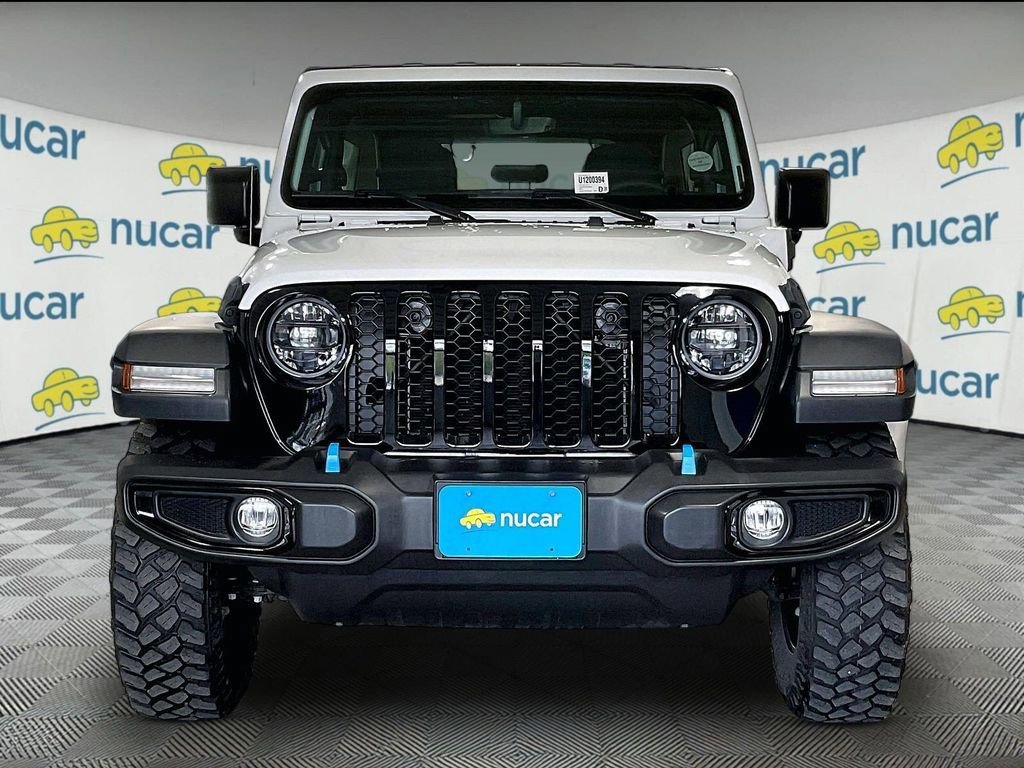 Used 2023 Jeep Wrangler Unlimited w/ Cold Weather Group AWD/4WD image 2