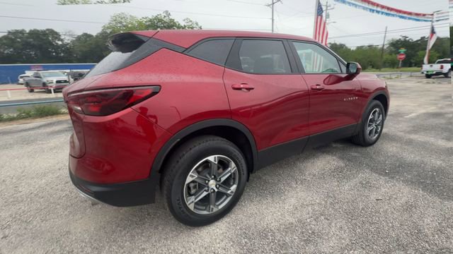 Certified 2025 Chevrolet Blazer LT AWD/4WD image 8