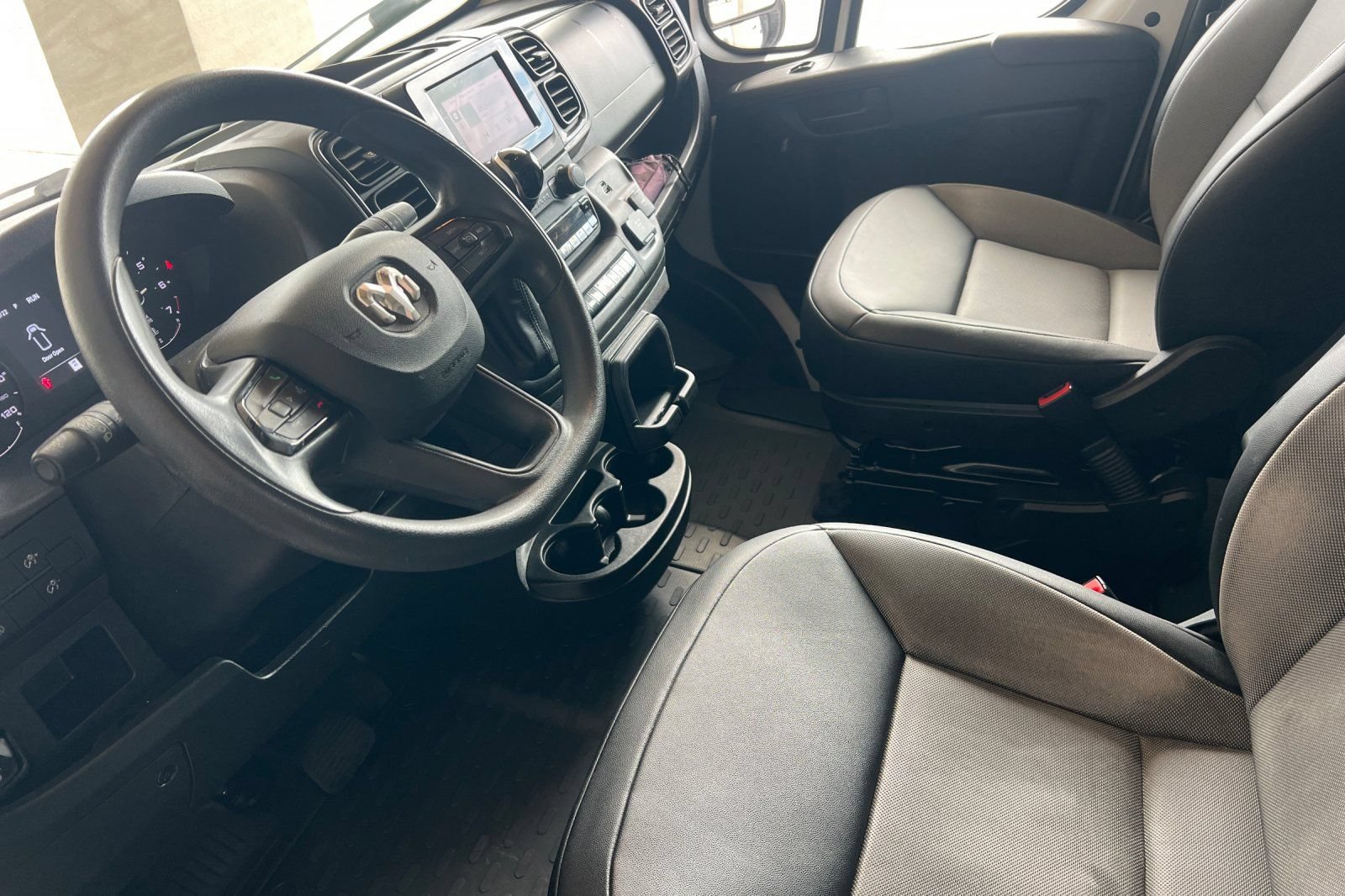 Used 2023 RAM ProMaster 1500 w/ LED Premium FWD image 4