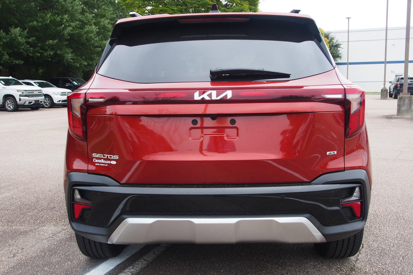 Used 2025 Kia Seltos SX w/ SX Sunroof Package image 6