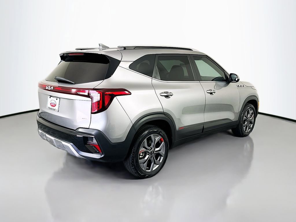 Used 2024 Kia Seltos S AWD/4WD image 5