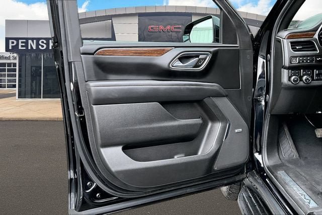 Certified 2023 Chevrolet Suburban High Country w/ Max Trailering Package AWD/4WD image 18