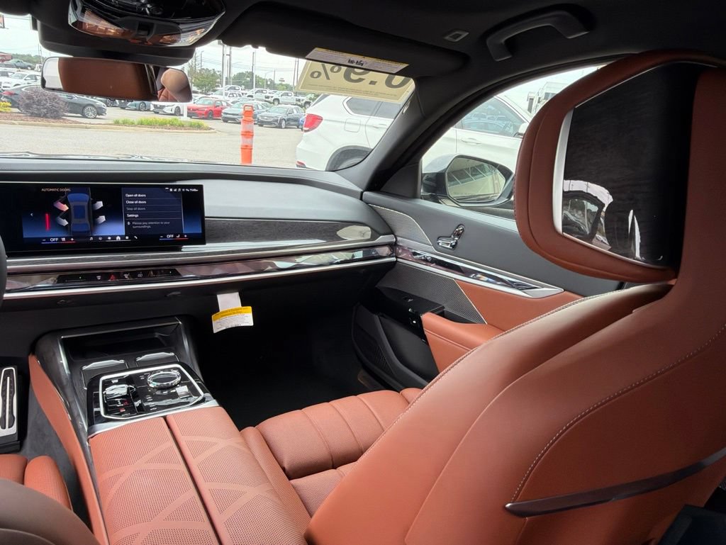 New 2026 BMW 760i xDrive w/ Executive Package AWD/4WD image 27
