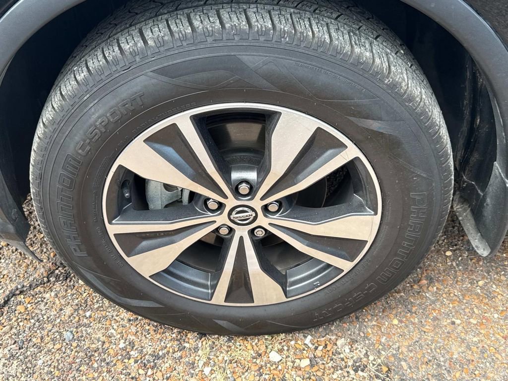 Used 2022 Nissan Murano S image 3