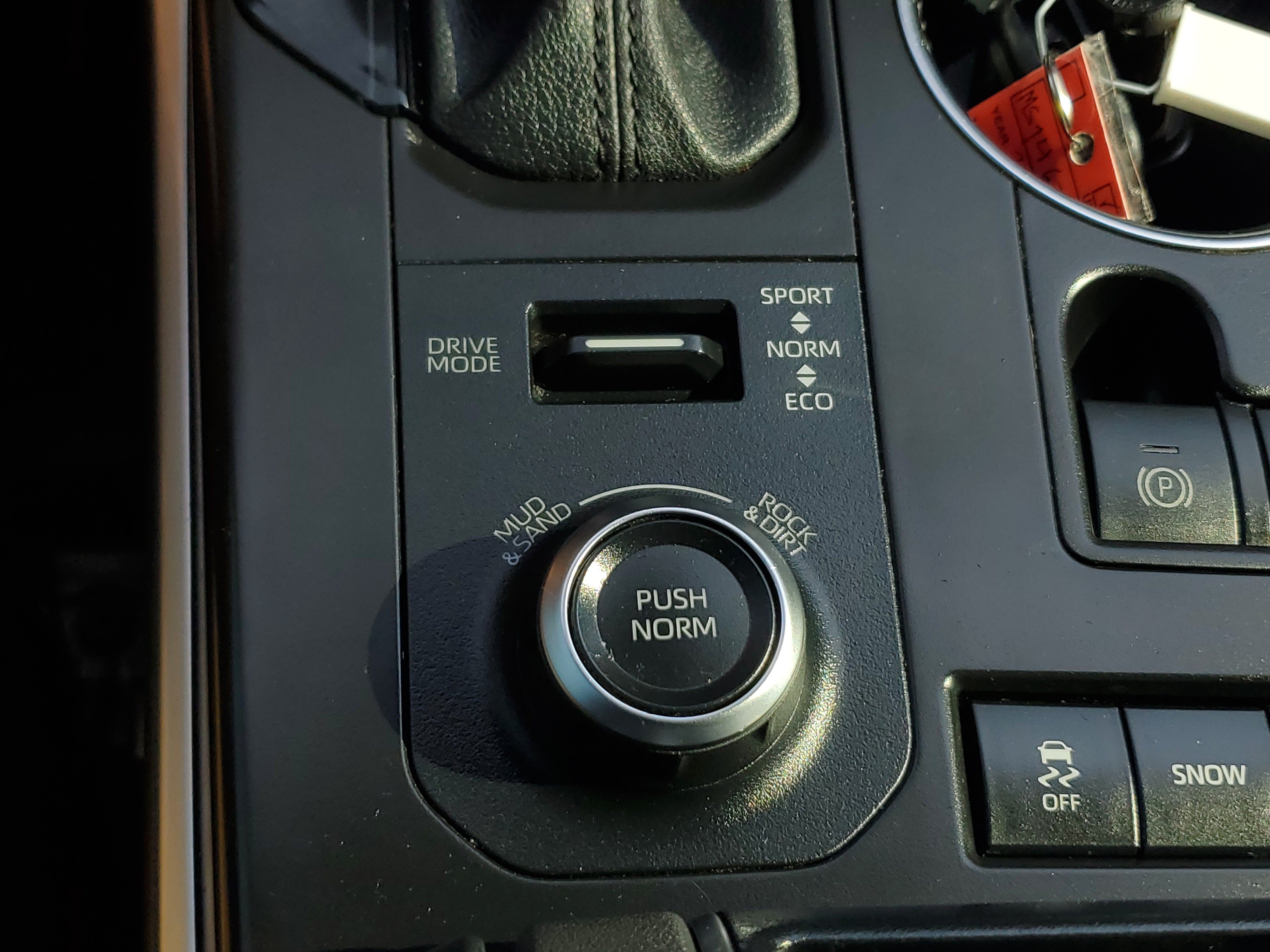 Used 2021 Toyota Highlander XSE AWD/4WD image 28