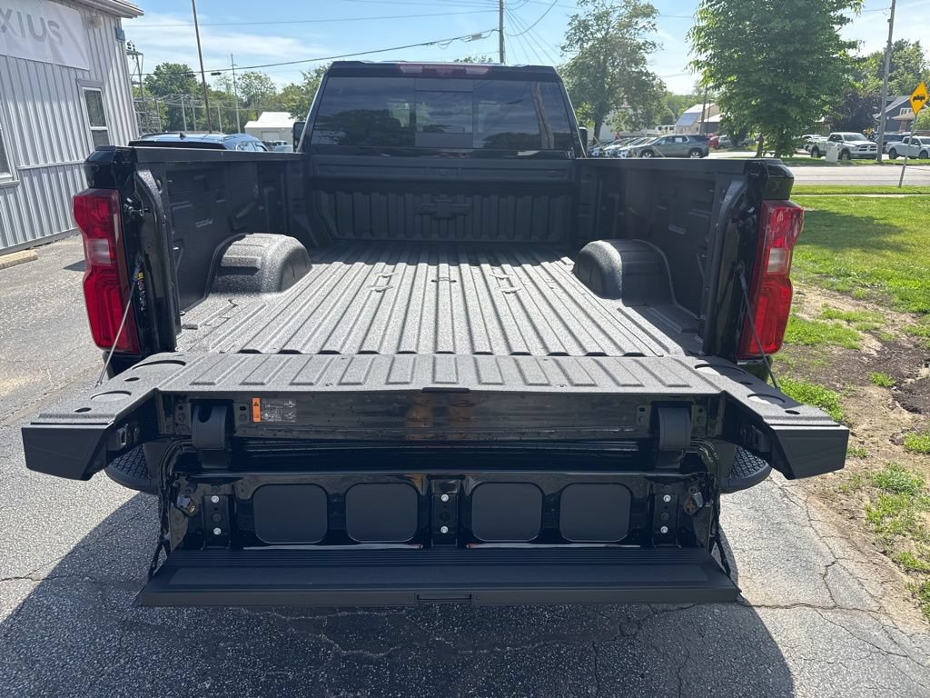New 2026 Chevrolet Silverado 3500 High Country w/ Technology Package AWD/4WD image 23