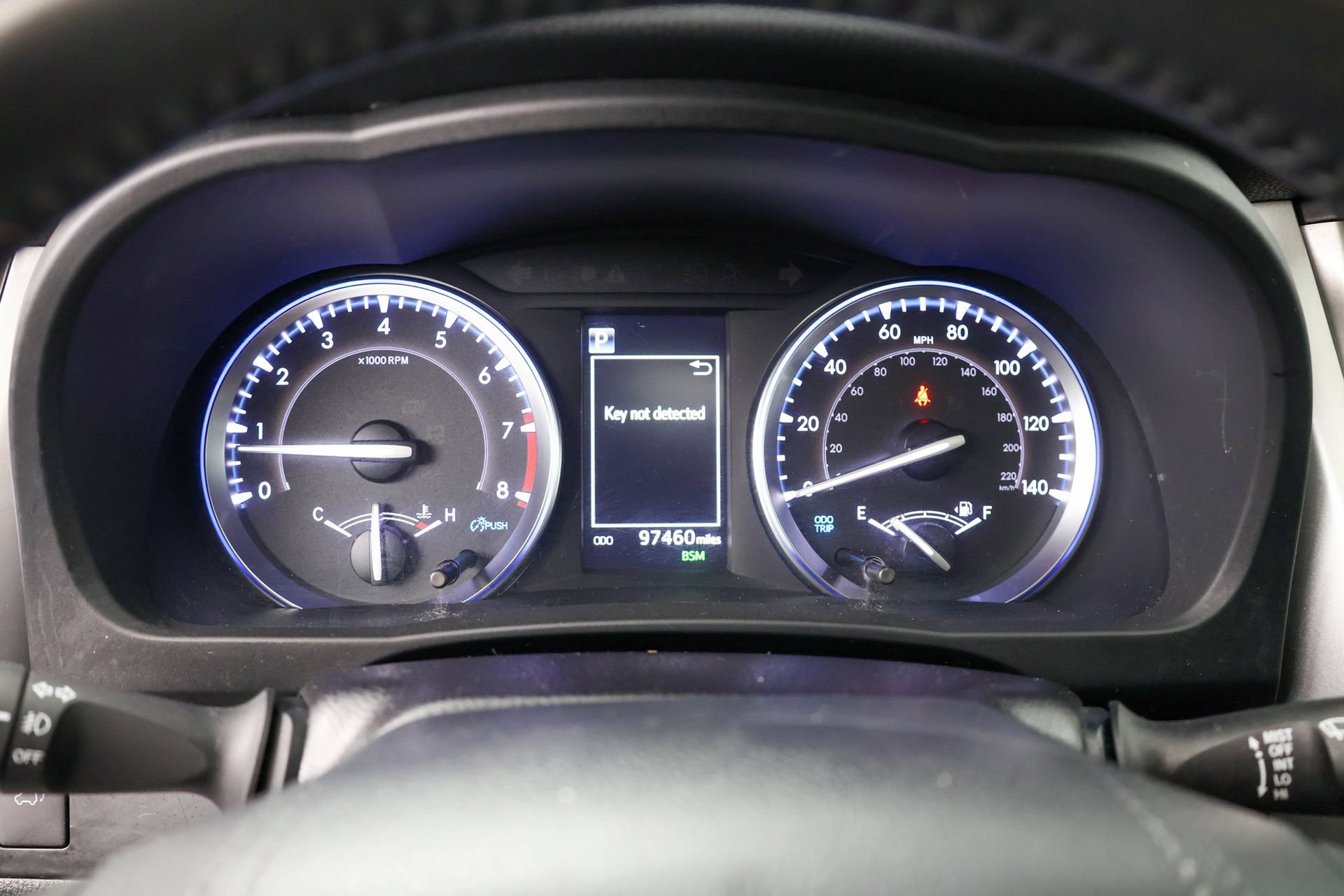 Used 2019 Toyota Highlander SE AWD/4WD image 16