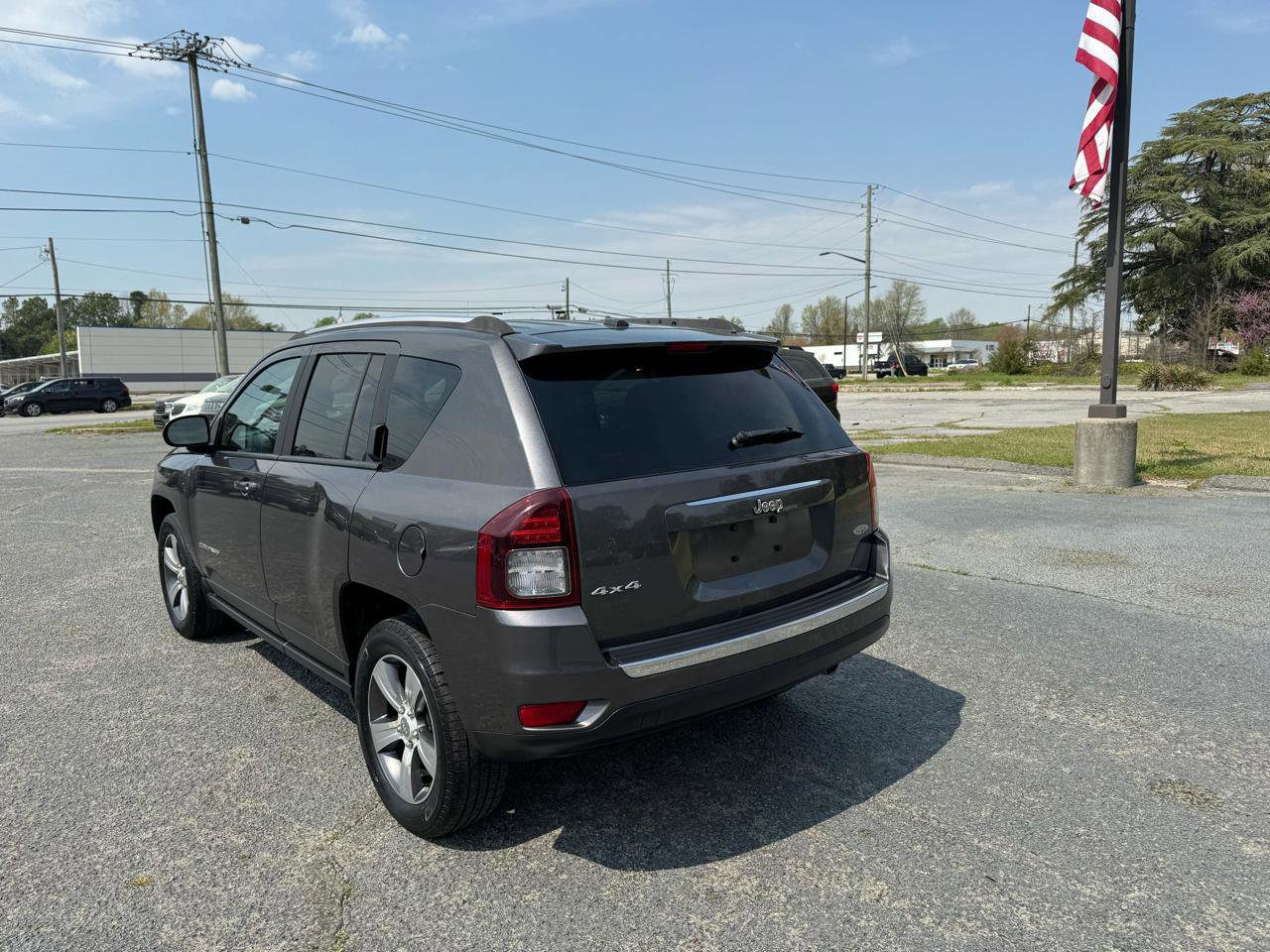 Used 2017 Jeep Compass High Altitude image 4