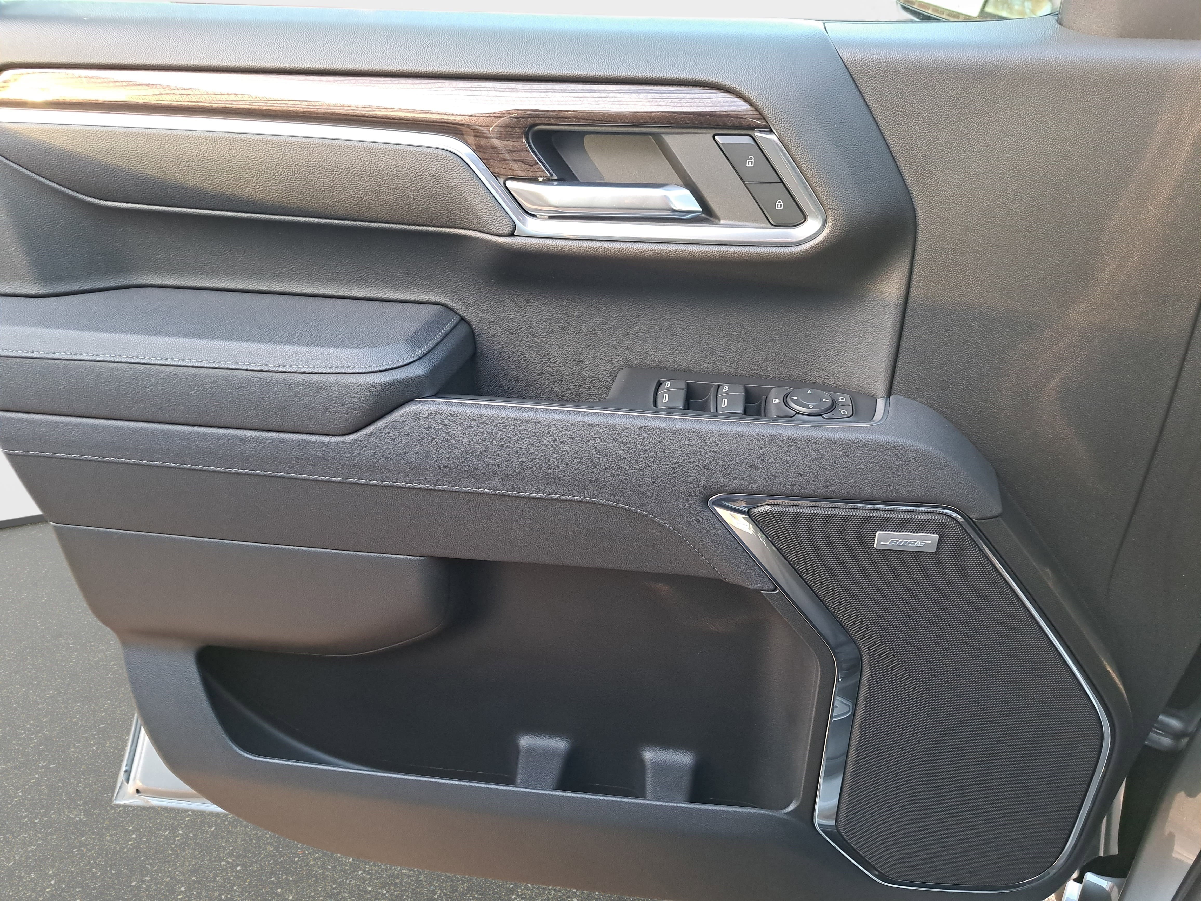 Used 2025 Chevrolet Silverado 1500 LT Trail Boss w/ Convenience Package II image 26