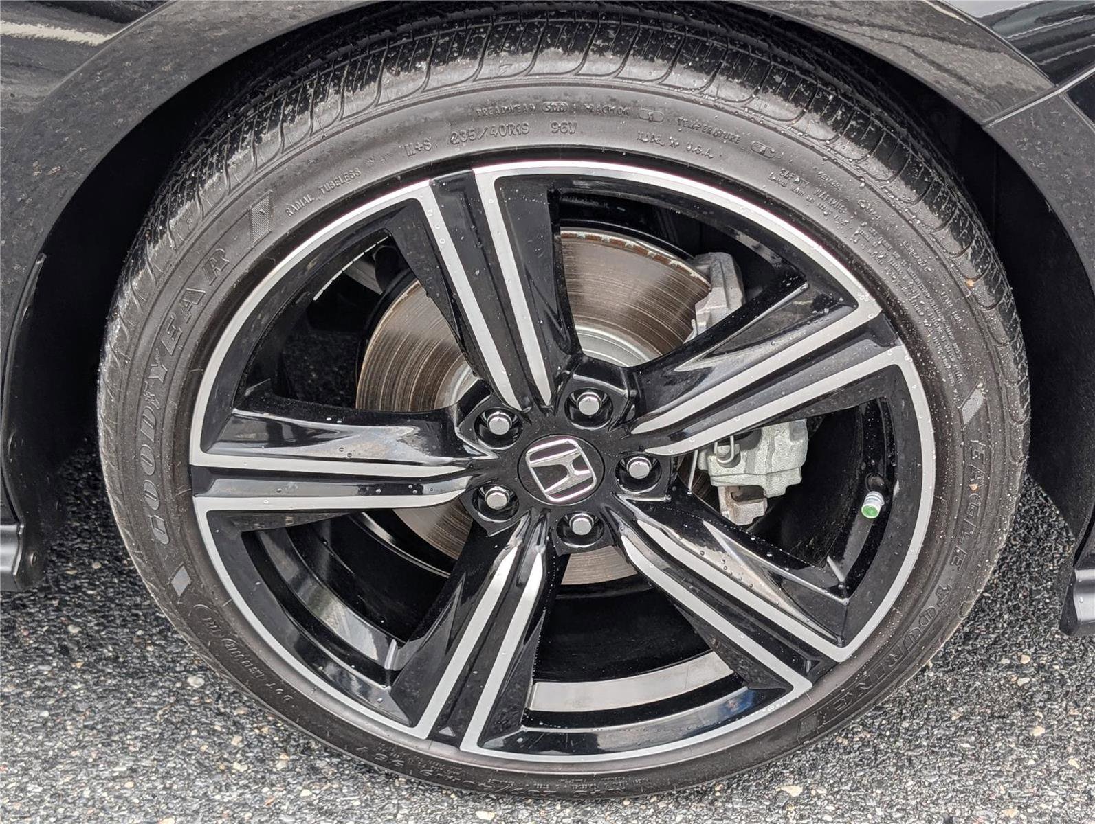 Used 2025 Honda Accord Sport image 11
