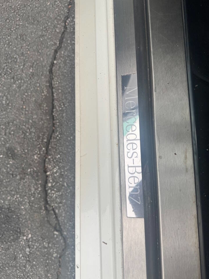 Used 2014 Mercedes-Benz CLS 550 w/ Premium 1 Package image 31