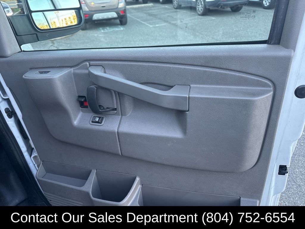 Used 2018 GMC Savana 2500 LS RWD image 13