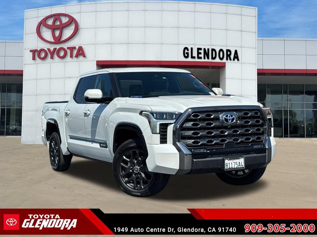 Used 2024 Toyota Tundra Platinum AWD/4WD image 2