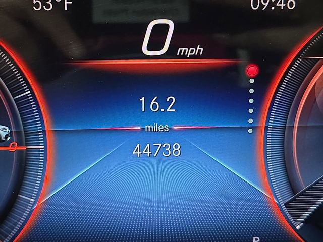 Used 2021 Mercedes-Benz GLE 350 w/ Premium Package image 26