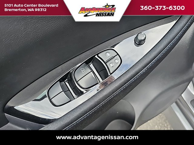 Used 2020 Nissan Leaf SV w/ SV Technology Package image 10