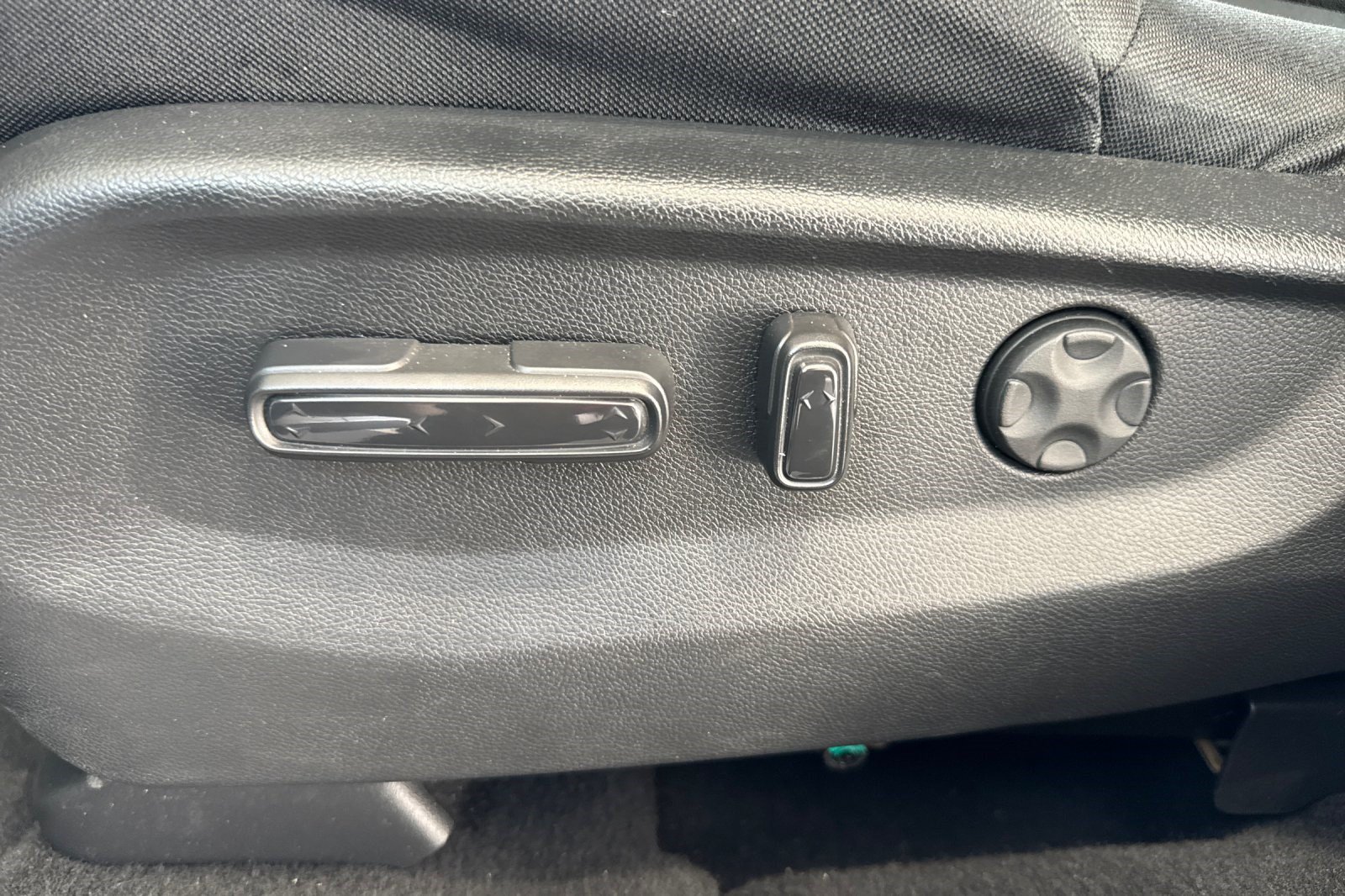 Used 2019 Honda CR-V EX image 14