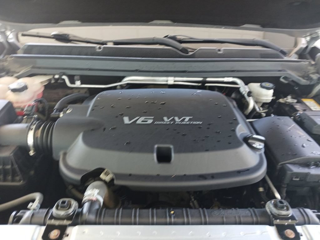 Used 2018 Chevrolet Colorado LT w/ LT Convenience Package AWD/4WD image 13