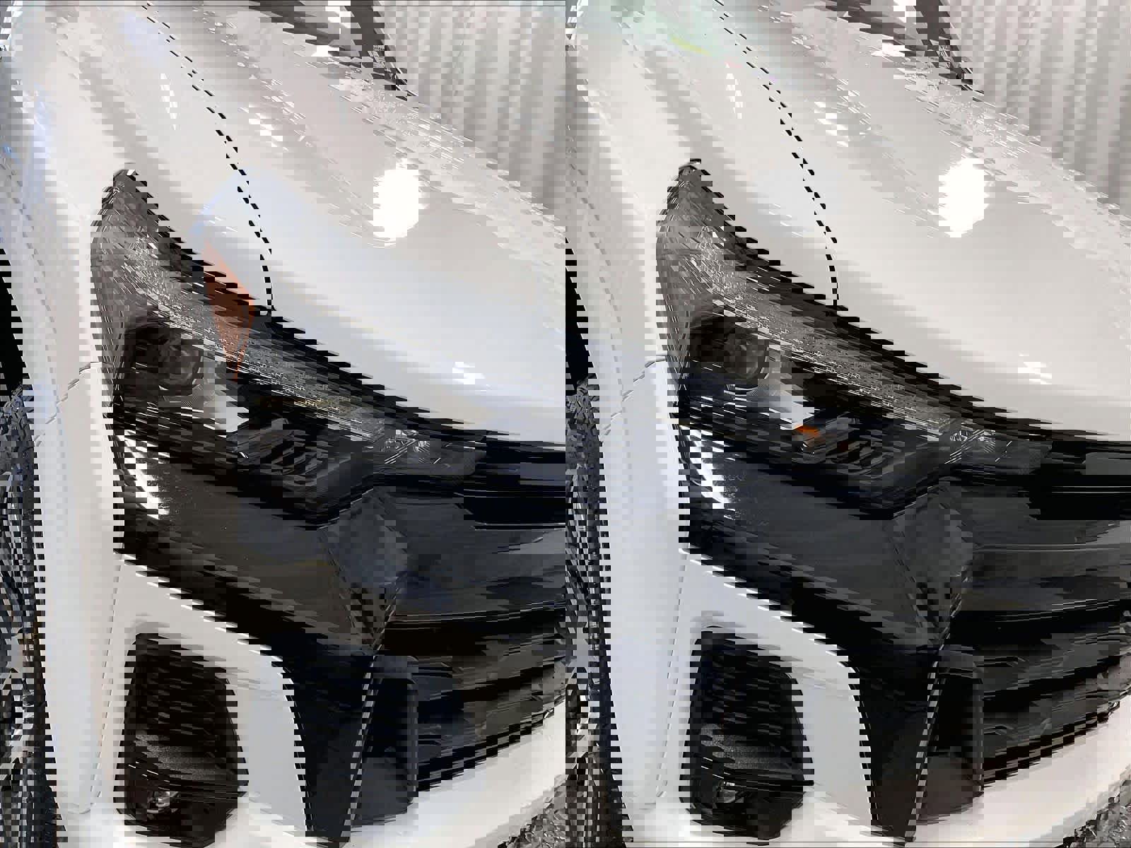 Used 2024 Chevrolet Colorado Z71 w/ Z71 Convenience Package 2 image 33