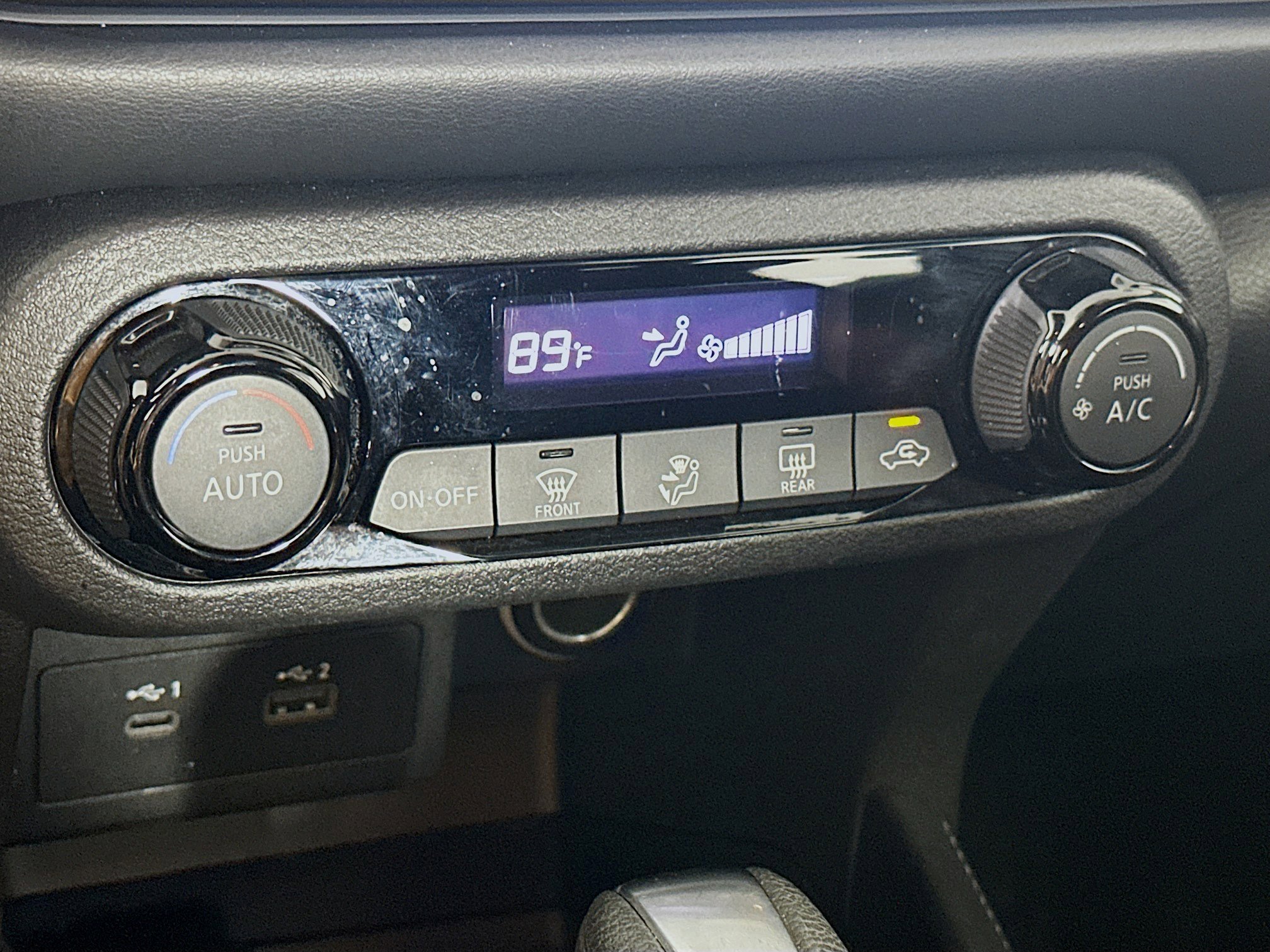 Used 2024 Nissan Kicks SR image 22